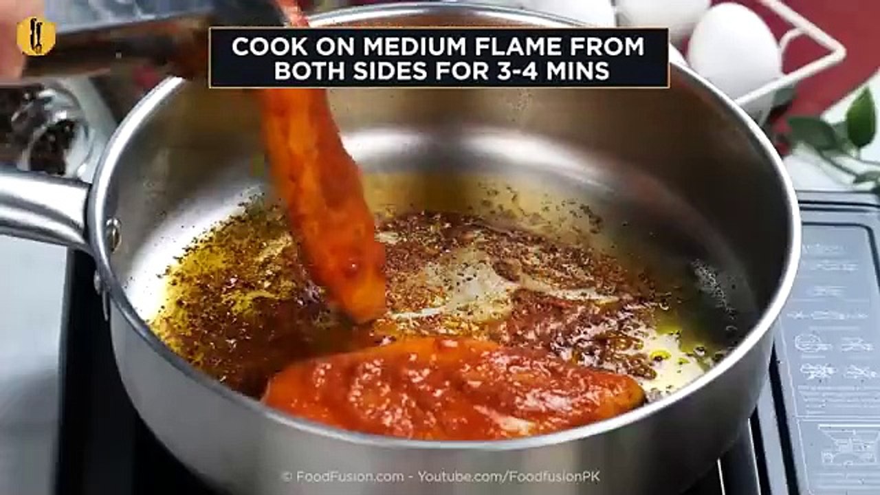 Tandoori_Resha_Chicken_Samosa_with_New_Viral_Technique_Recipe_by_Food_Fusion(360p)