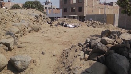 고대 신에게 바쳐진 아이들 유골 43구 페루서 무더기 발굴 / YTN