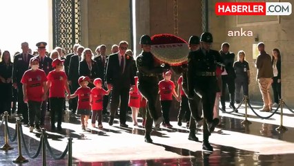 LÖSEV, Cumhuriyet'in 101. Yılında Anıtkabir'i Ziyaret Etti