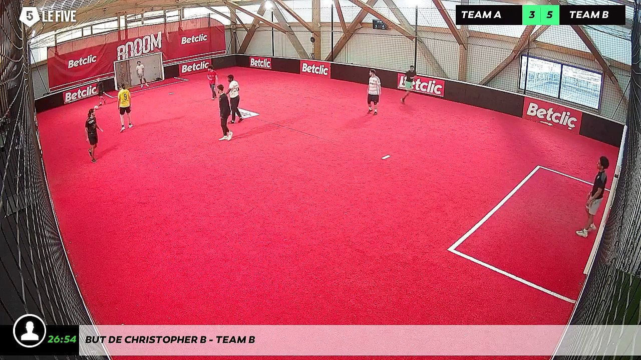 But de Christopher B - Team B