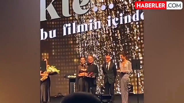 61. Uluslararası Antalya Altın Portakal Film Festivali kırmızı halıda