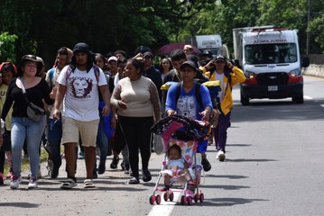 Una caravana migrante parte de Tapachula