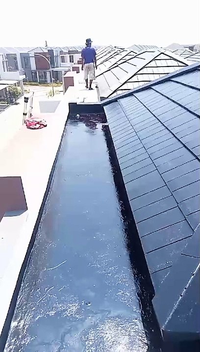Cairan Anti Bocor Aspal Cair Cat Terbaik Untuk Memperbaiki Kebocoran Pada Atap Dan Dinding Beton