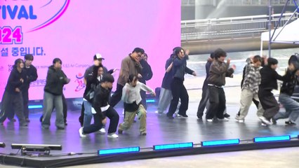 [날씨] 휴일, 남부·제주도 비...도심 공원에서 '댄스 축제' / YTN
