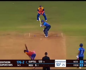 Martin Guptill 146 Metter Six Out Of Stadium