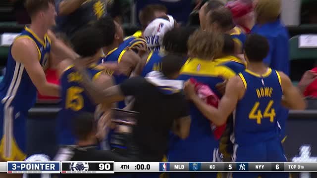Warriors edge Clippers as Waters makes incredible game-winner