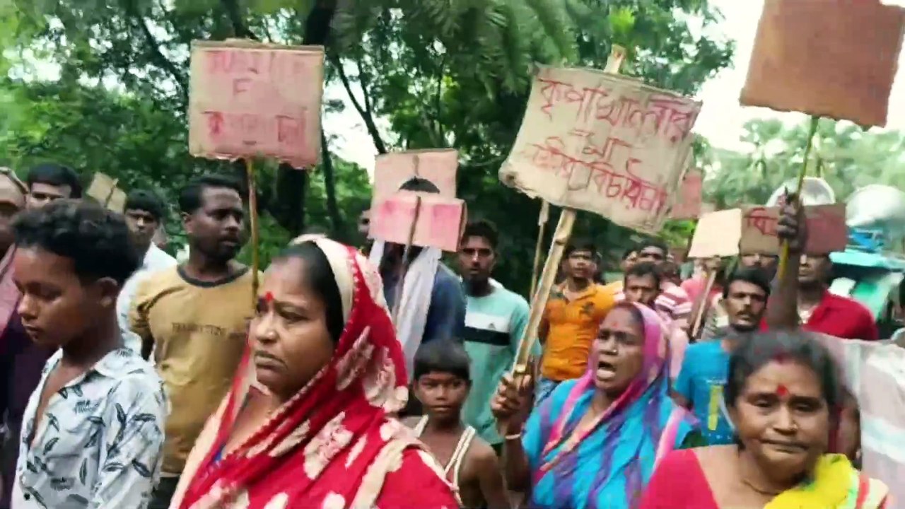 ‘পুলিশ কোনো কিছুরই দায়িত্ব নেয়নি’ পুলিশের দিকে সরাসরি তোপ দাগলেন ছাত্রীর কোচিং সেন্টারের শিক্ষিকা