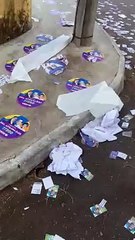 Crime eleitoral: santinhos de candidatos poluem as ruas de Salvador