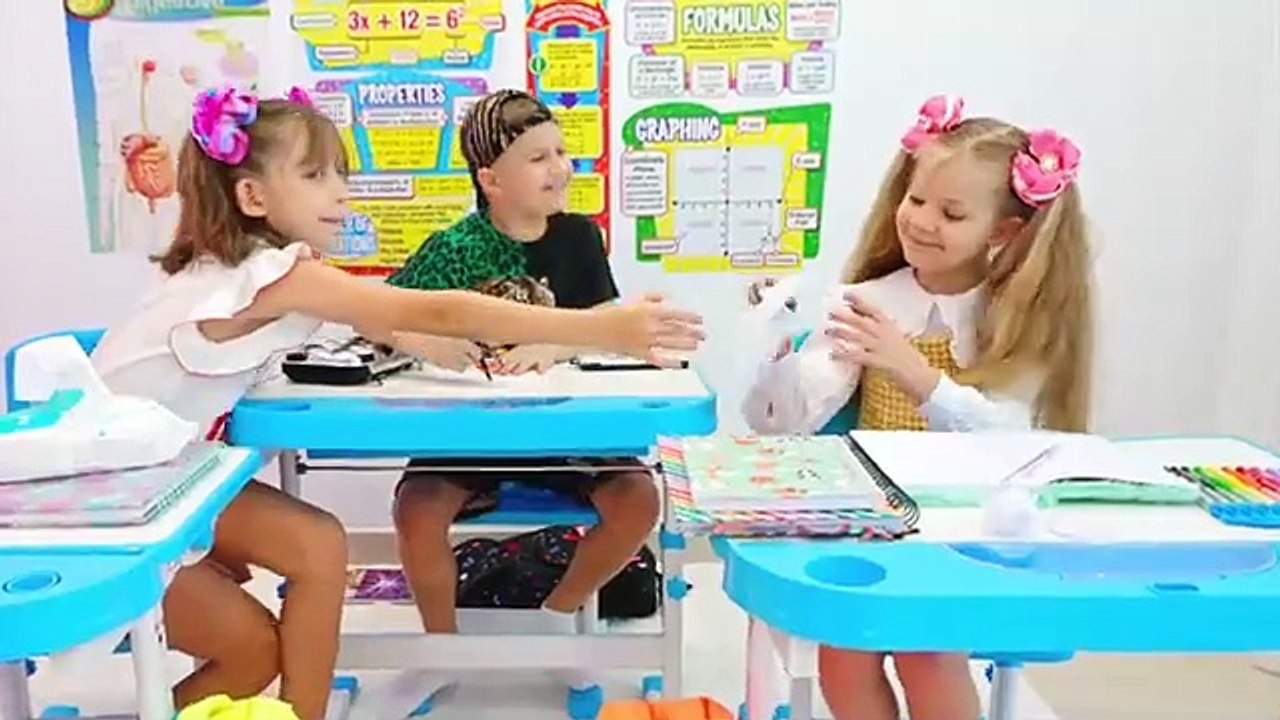 Roma and Diana Back to School stories for kids