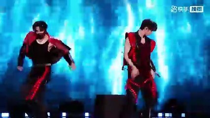 【TNT時代少年團 丁程鑫】20240817 時代少年團《樓非樓》演唱會 常州站 _ 丁程鑫、劉耀文合作舞台《Wake Up》【Ding ChengXin】