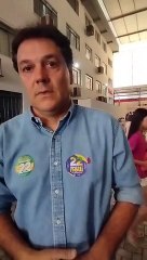 Candidato à prefeito Marcelo Nelli vota no Campus III da Unipar de Umuarama