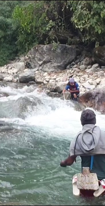 Cast Net Fishing in Nepal | Himalayan Trout Fishing in Nepal | Asala Fishing |