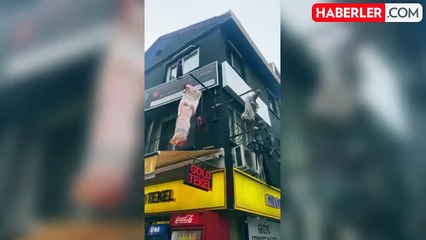 İzmir'deki Korku Evi Tepki Çekti, Pano ve Mankenler Kaldırıldı