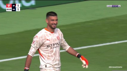 Résumé : Il arrête TROIS PENLATIES et Gérone se paie Bilbao