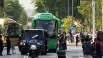 La llegada del autobús del Betis