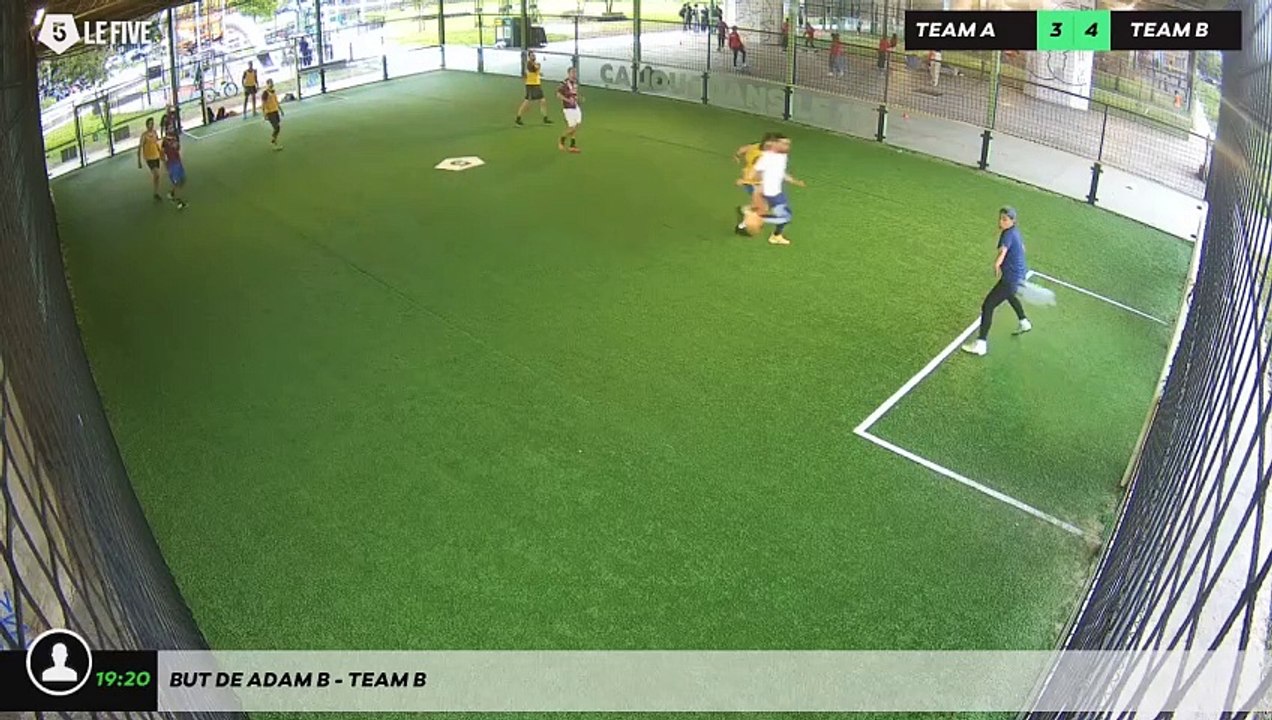 But de Adam B - Team B