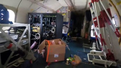 Avión de investigación del NOAA capta en vídeo una fuerte turbulencia causada por el huracán Milton
