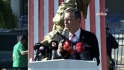 Özgür Özel "10 Ekim Annelerinin Çığlığı Anıtı" açılışında katliam gününü anlattı: Barut, kan kokusunun genzi yaktığı, korkunç bir görüntüydü