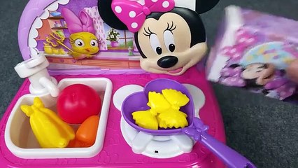 Super cute Minnie mouse kitchen set and more toys