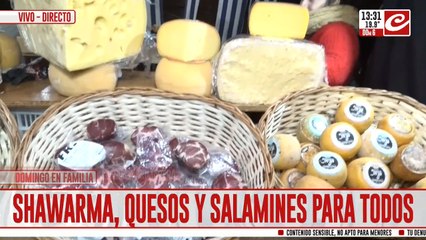 Domingo en familia: shawarma, quesos y salamines para todos