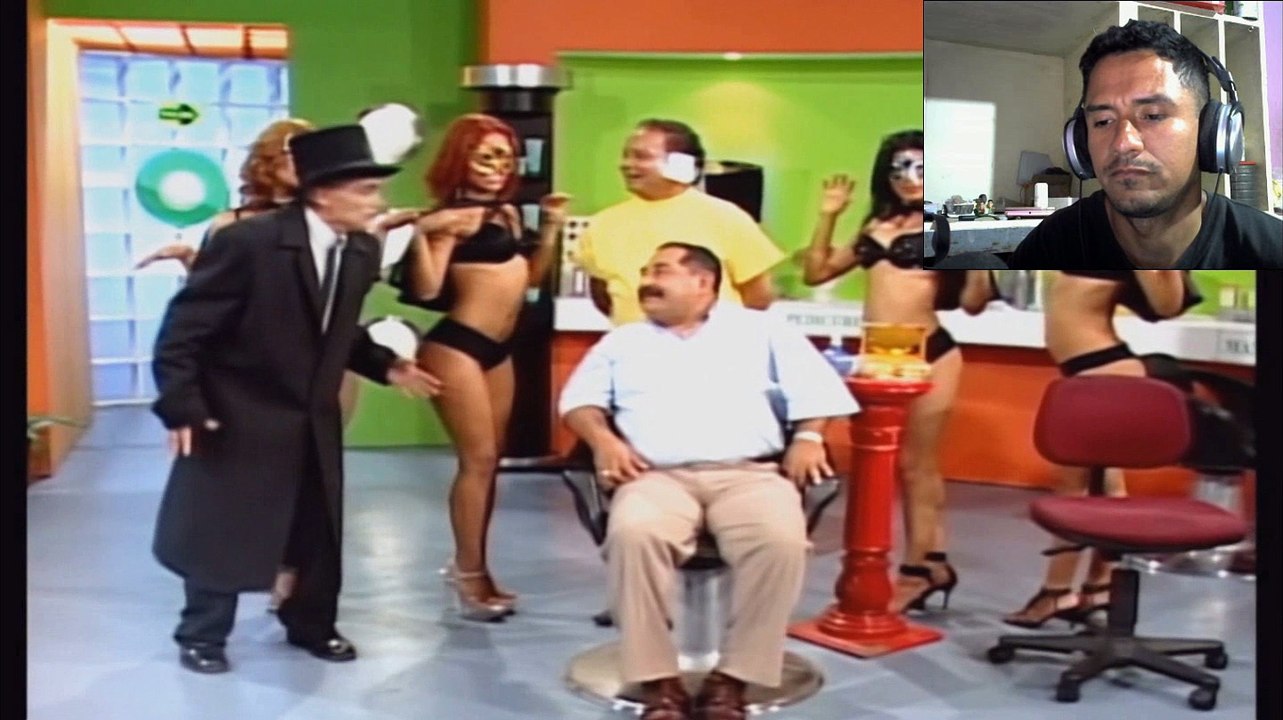 FELPUDINI EN PELUQUERIA DE MELCOCHITA E INGRESA CON SU ESPECTACULAR ENTRADA DE ROBIN