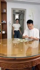 At critical moments_ daughters always appear in a timely manner(360P)