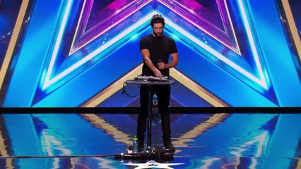 _THAT is TALENT!_ COOL and ORIGINAL Audition Wins the Golden Buzzer on Britain's Got Talent 2023..