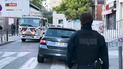 Semaine d'horreur à Marseille : Un jeune de 15 ans lardé de 50 coups de couteaux et brûlé vif alors qu'un autre ado de 14 ans aurait tué un chauffeur de taxi près de la Gare Saint-Charles