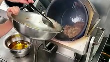 Semi-automatic cooking machine
