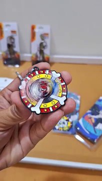 Insane Spinning Anime and Superhero Metal Keychains Collection