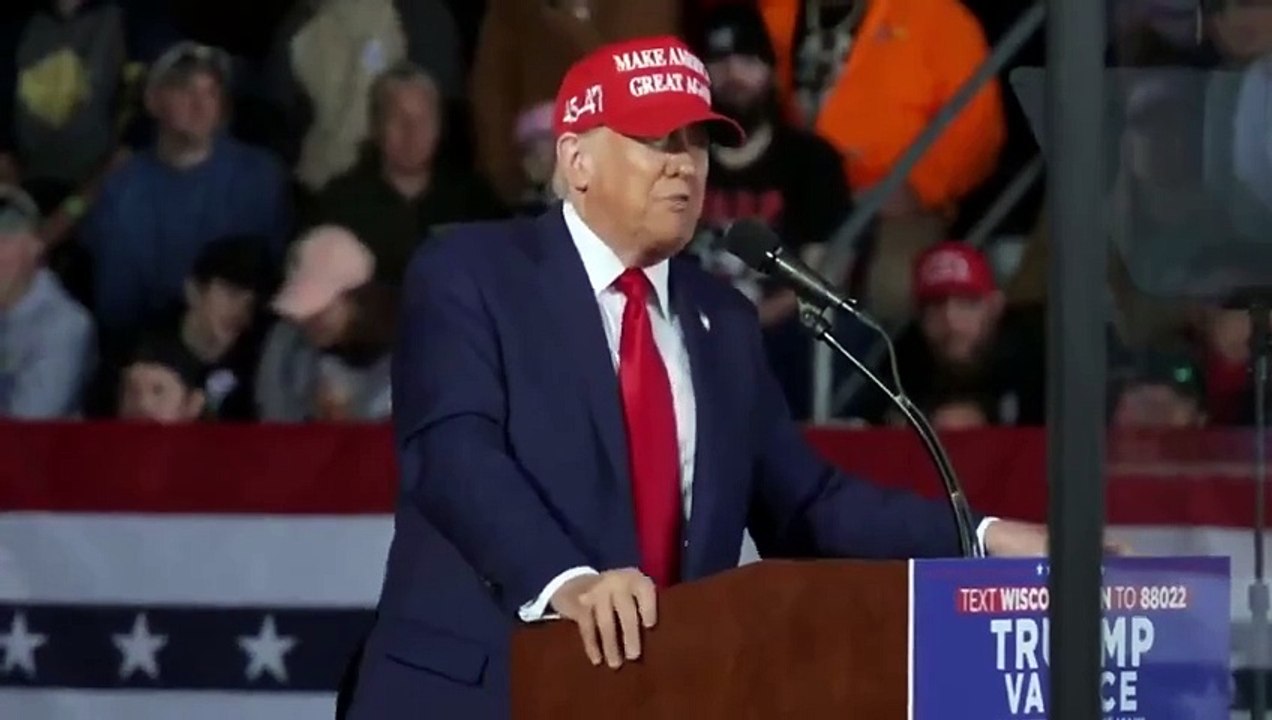 Donald Trump s'en prend violemment à Kamala Harris :" Kamala, tu as fait un horrible travail comme vice-présidente, tu es la pire garde-frontière de l’histoire. Kamala, tu es virée !"