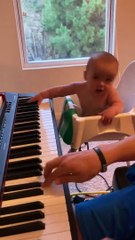 Baby enjoy Music #shorts #shortvideo #video #virals #videoviral #innovationhub