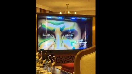 عبدالله بالخير وأصدقاؤه في منزل محمد عبده يتشاركون لحظات مميزة 🎶