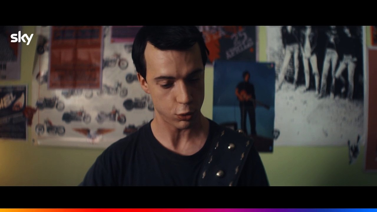 'Hanno ucciso l'uomo ragno', la leggenda degli 883