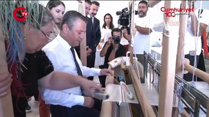 Özgür Özel Hatay'da dokuma atölyesini ziyaret etti, atkı dokudu