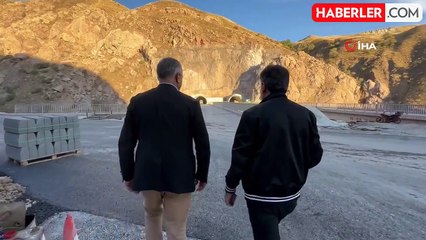Yüksekova'daki Tünel Projesinde Asfaltlama ve Aydınlatma Çalışmaları Sona Yaklaşıyor