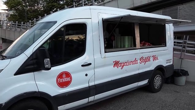 Balıkesir Büyükşehir Belediyesi’nden Gençlere “Günaydın Çorbası” İkramı