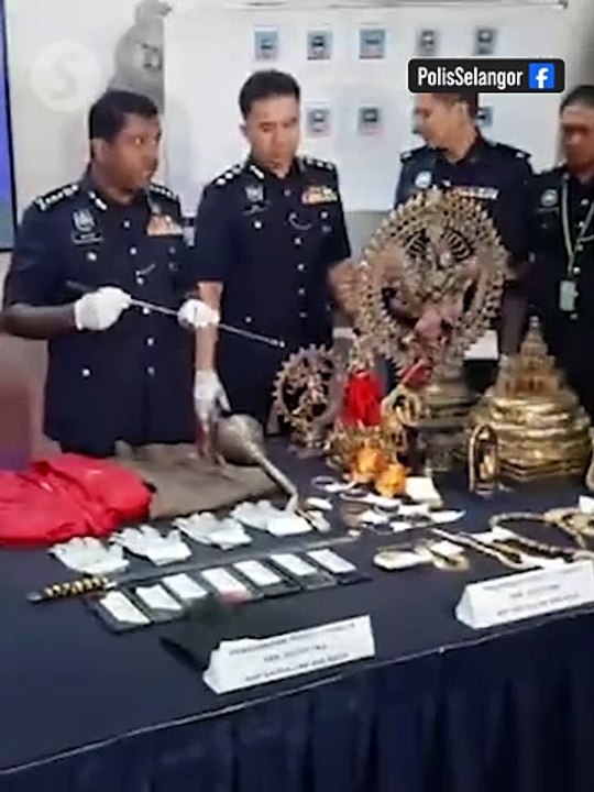 Cops arrest 10 suspects over armed robbery at Klang home