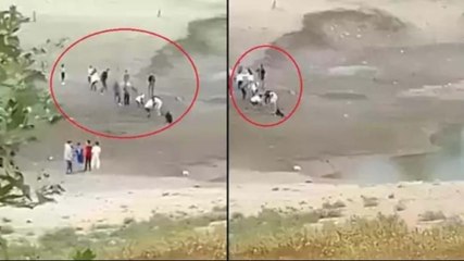 Bataklığa saplanan 3 çocuk, insan zinciri ile kurtarıldı; o anlar kamerada