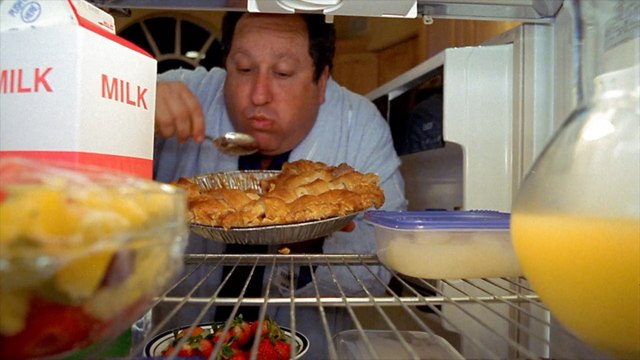 Stress Eating: Why It Happens and How to Manage It