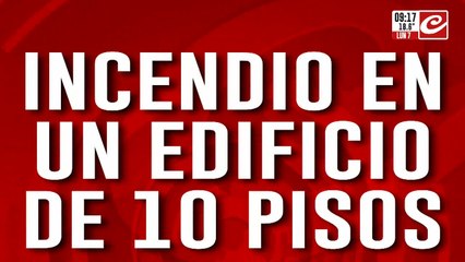 Incendio en un edificio de Once: hay varias personas atrapadas
