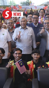 Zahid sends off 200 students to China for TVET exposure