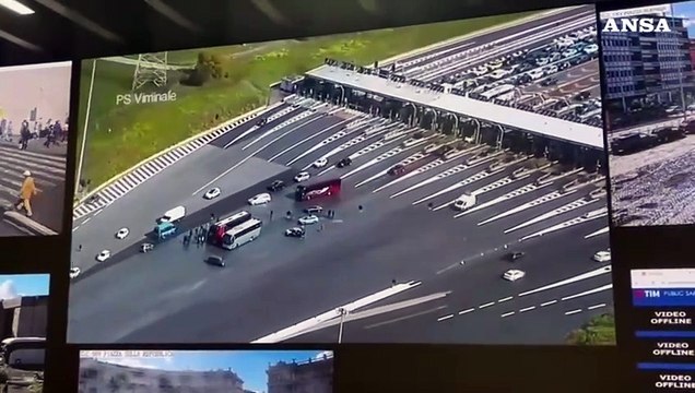 A Roma, manifestazione pro-Palestina, controlli a tappeto: 1.600 controllati, 19 in questura