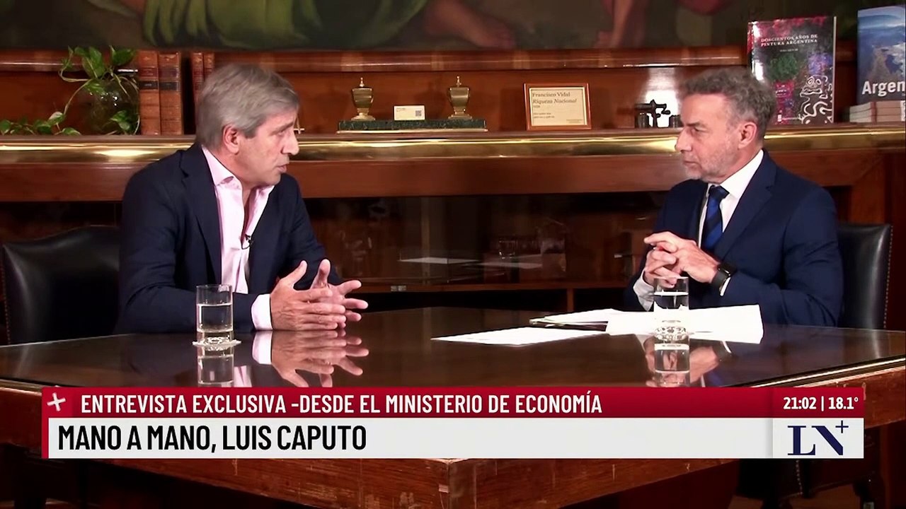 Caputo sostuvo que las jubilaciones aumentaron más que la inflación