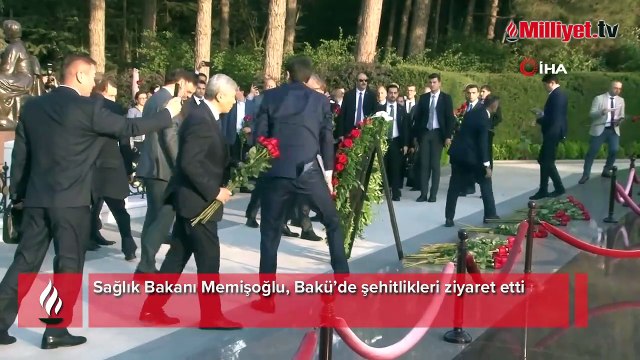 Sağlık Bakanı Kemal Memişoğlu, Bakü’de şehitlikleri ziyaret etti