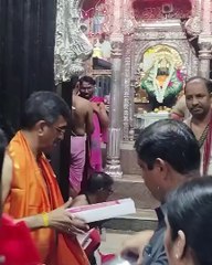 मंत्री शंभूराज देसाई अंबाबाई दर्शनाला, देवीला काय घातले साकडे पाहा