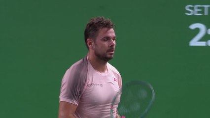 Shanghai - 21 ans après son père, Flavio Cobolli bat Stan Wawrinka