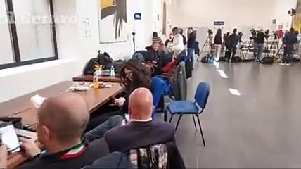 Rigopiano, sale l'attesa di avvocati e giornalisti in tribunale