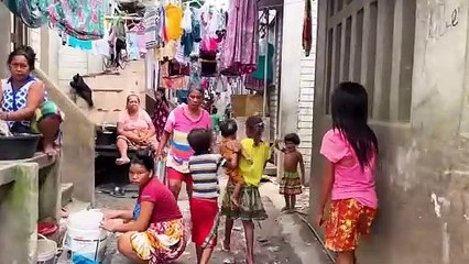 ¡COMEN DE LA BASURA Y BUSCAN CLIENTES MASCULINOS! La vida en el MUNDO DE LAS FILIPINAS - DOCUMENTAL