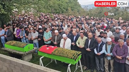 Küba'daki Patlamada Hayatını Kaybeden Denizciler Memleketlerinde Defnedildi